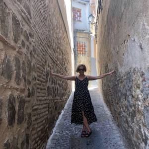 Meet your Posher, Dana